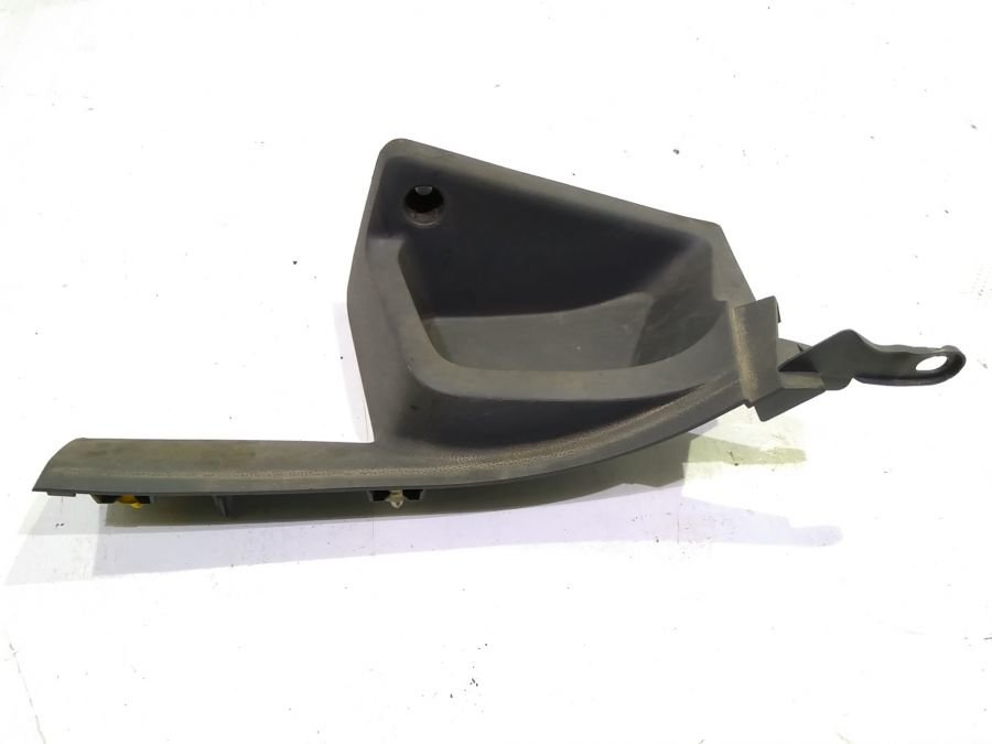 Накладка порога задня ліва Ford Focus MK2 08-11 4M51A13245AE