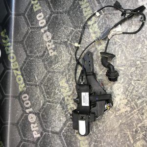Замок передніх правих дверей Ford Fiesta MK6 02-08
