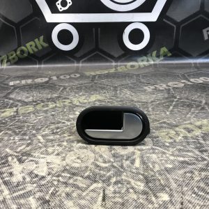 Внутрішня ручка дверей права Ford Fiesta MK6 02-08