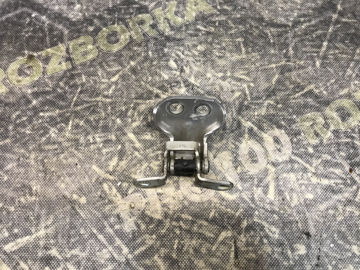 Петля дверей передніх Ford Fiesta MK6 02-08 - Зображення 5