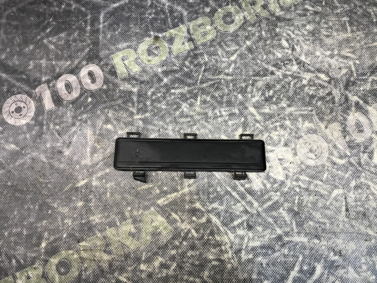 Кришка корпосу салонного фільтру Ford Fiesta MK6 02-08