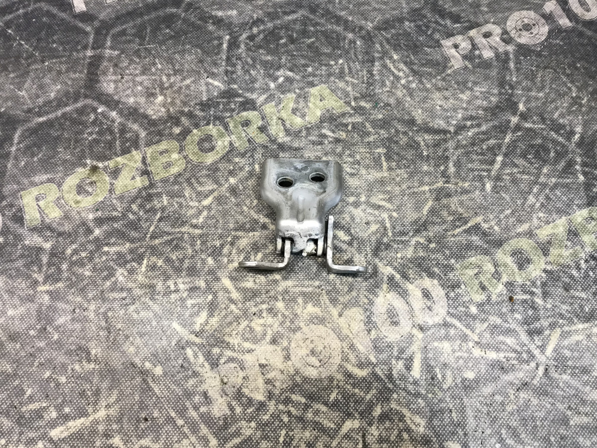 Дверна петля Ford Fiesta MK6 02-08 - Зображення 5