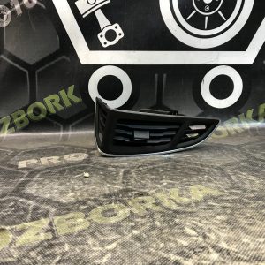 Дефлектор обдуву салону лівий  FORD Focus MK3 (11-14)