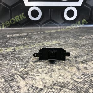 Резистор вентилятора обігрівача салону FORD Focus MK3 (11-14)