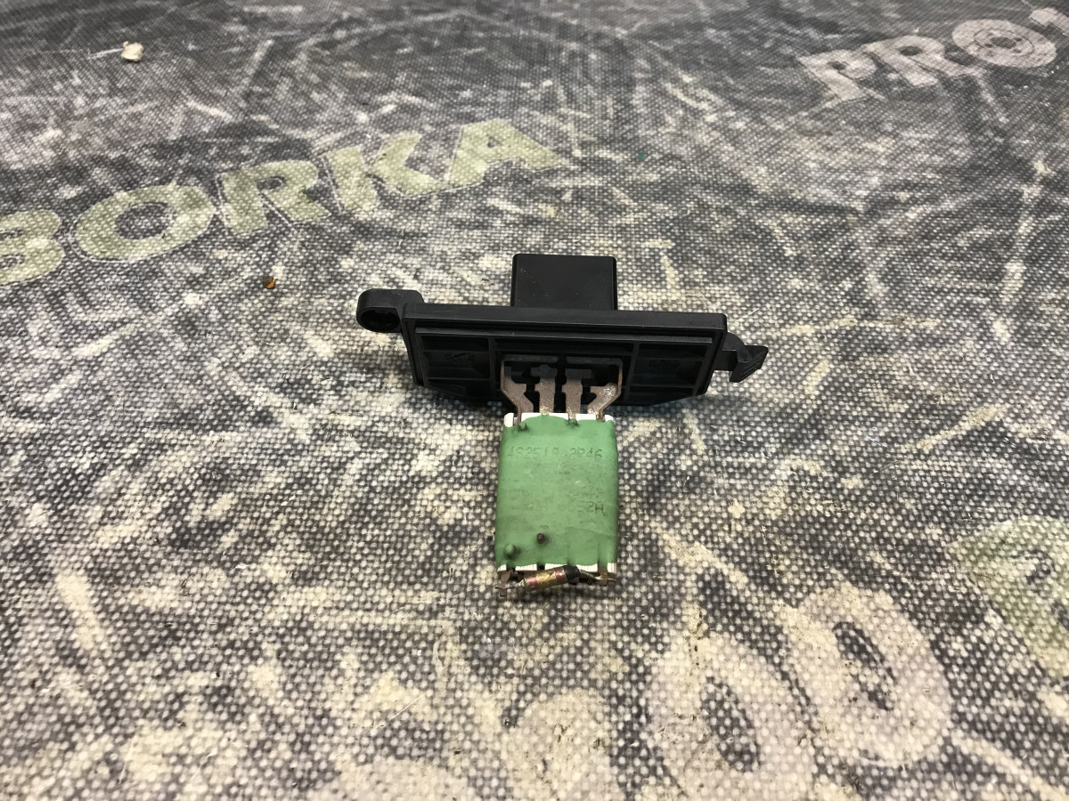 Резистор вентилятора обігрівача салону FORD Focus MK3 (11-14) - Зображення 2