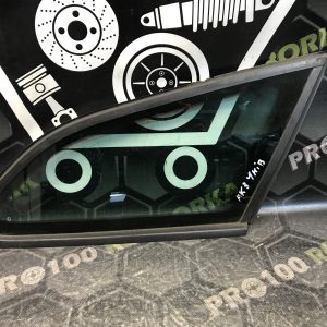 Скло кузова праве заднє універсал FORD Focus MK3 (11-18)