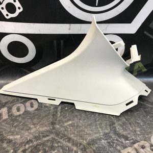 Обшивка задньої лівої стійки  FORD Focus MK3 (11-18)