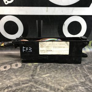 Блок запобіжників салон багажника FORD Focus MK3 (11-14)