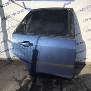 Двері задні праві (дефект)FORD Focus MK2 08-11