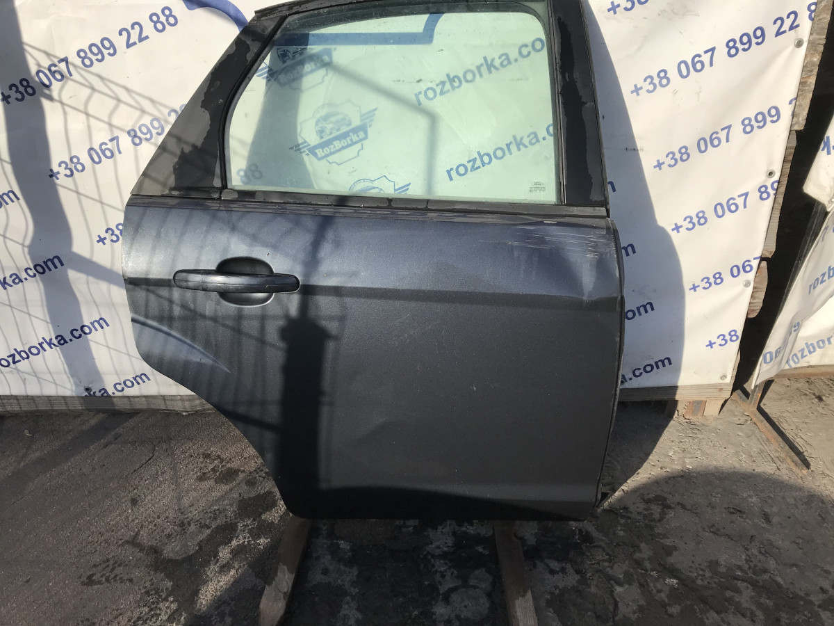 Двері задні праві(дефект) FORD Focus MK2 08-11