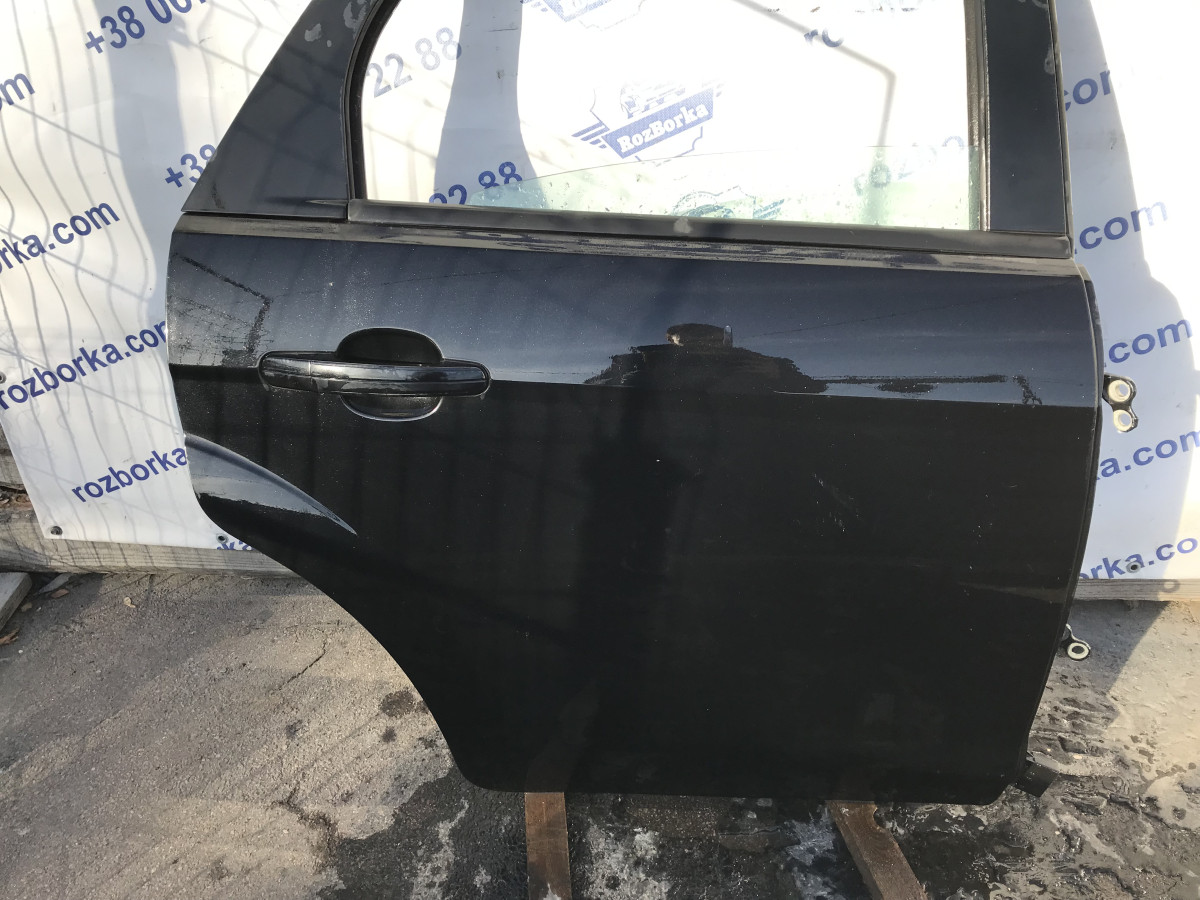 Двері задні праві хетчбек FORD Focus MK2 08-11 - Зображення 2