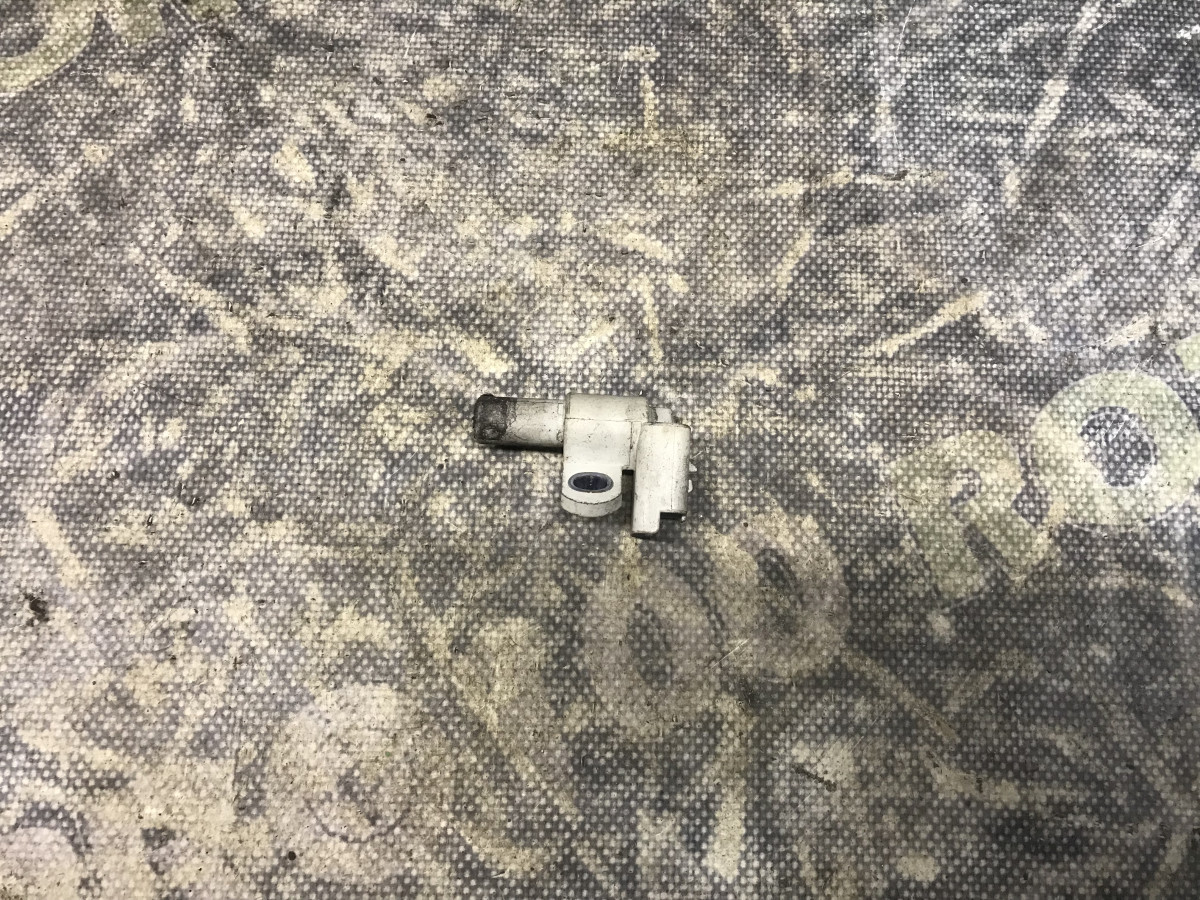 Датчик положення розподільчого валу FORD KUGA MK1 08-12