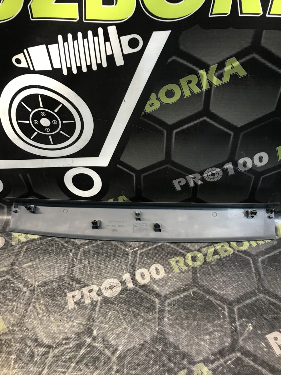 Обшивка кришки багажника верхня Ford C-Max MK2 (10 -15) - Зображення 2