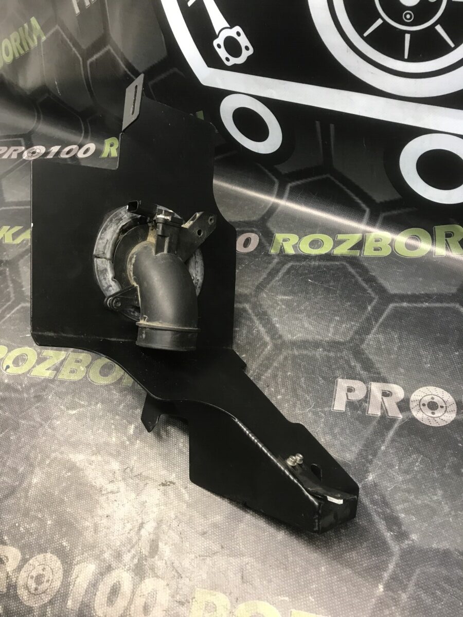 Фільтр повітряний корпус 1.0 ECOBOOST FORD Focus MK3 (11-14) - Зображення 3