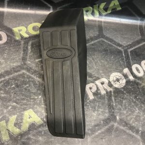Подіум ніг FORD Focus MK3 (11-18)