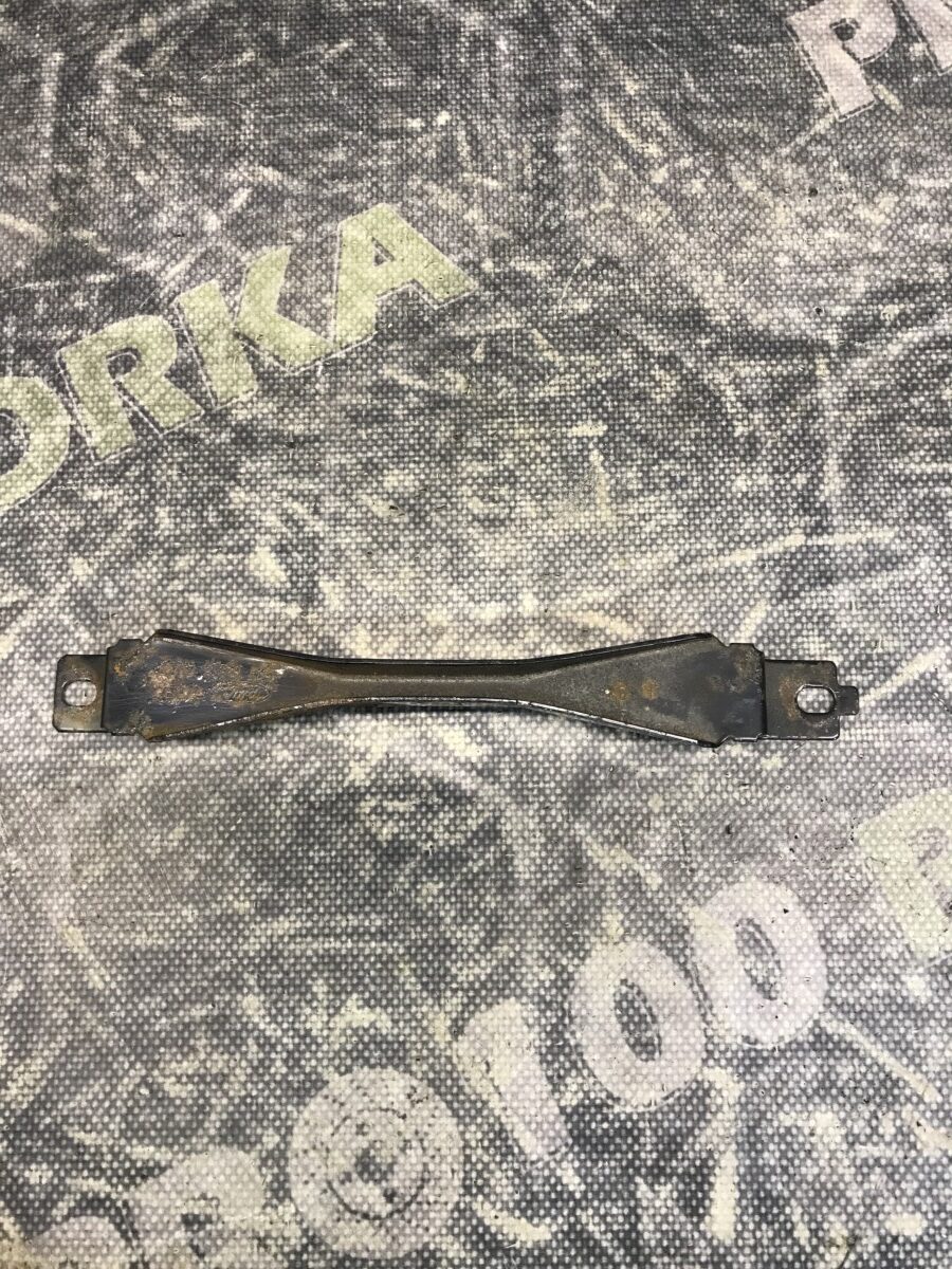 Кріплення акумулятора Ford C-Max MK2 (10-15)