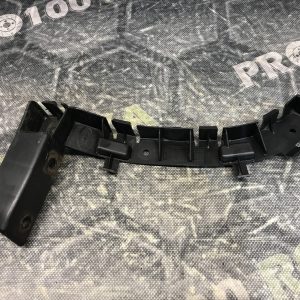 Кронштейн заднього бампера лівий Land Rover Freelander 2 L359 06-14