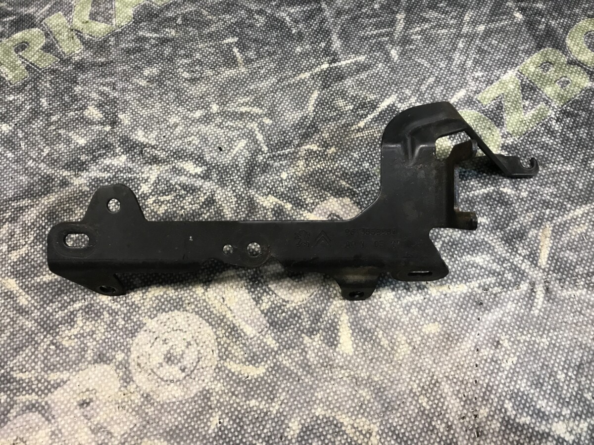 Кронштейн Land Rover Freelander 2 L359 06-14