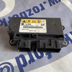 Блок управління AirBag Opel Astra J 09-15