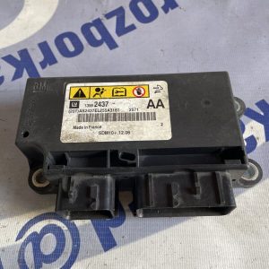 Блок управління AirBag Opel Astra J 09-15