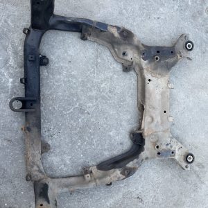 Підрамник передній дефект Land Rover Freelander 2 L359 06-14