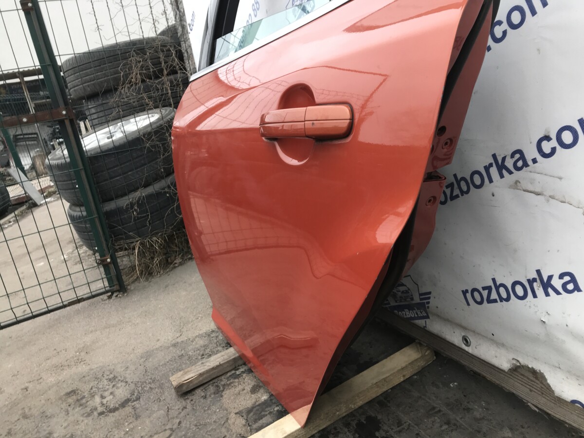 Двері задні ліві універсал FORD Focus MK3 (11-18) - Зображення 2