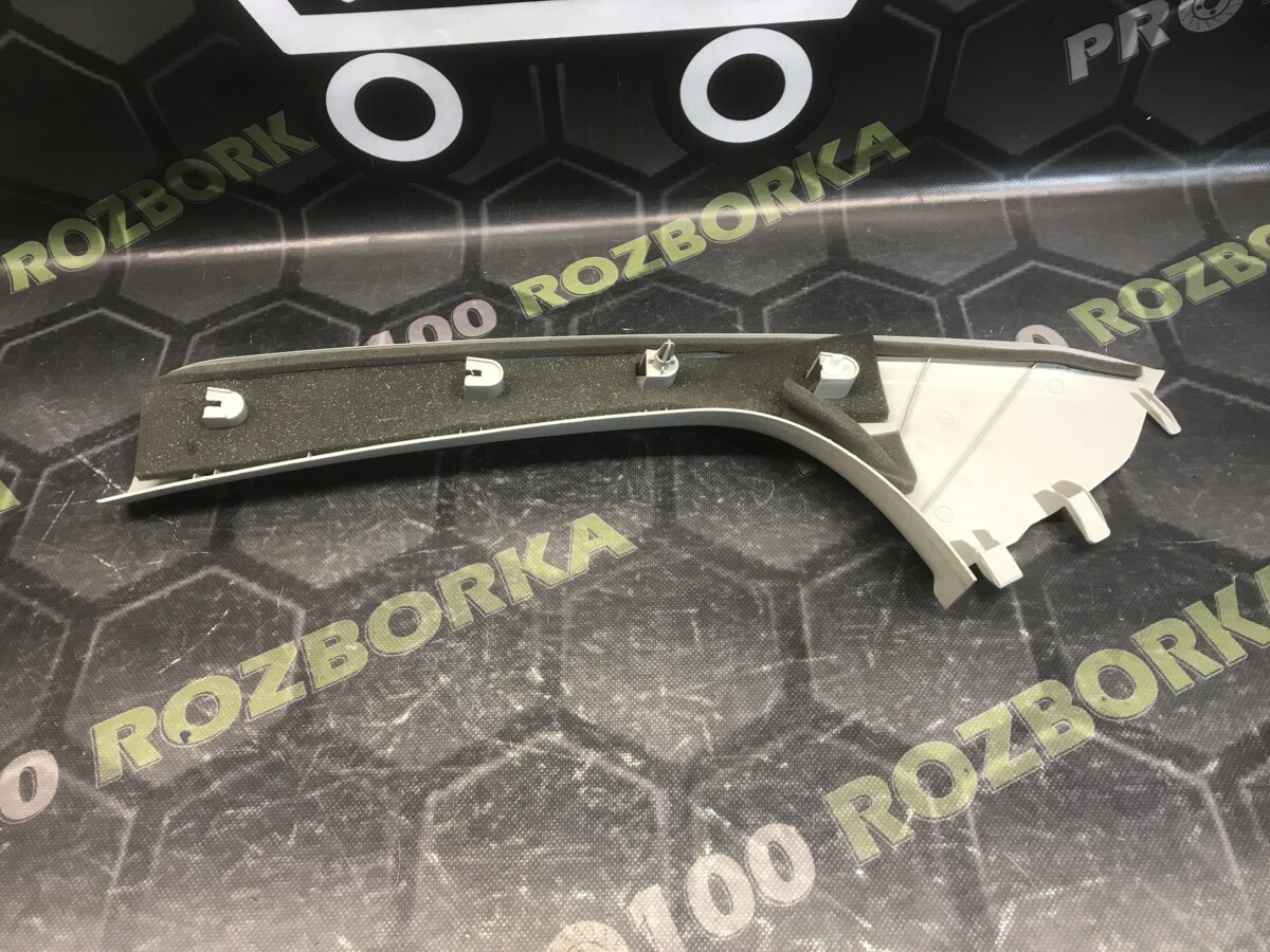 Обшивка стійки даху права FORD KUGA MK1 08-12 - Зображення 2