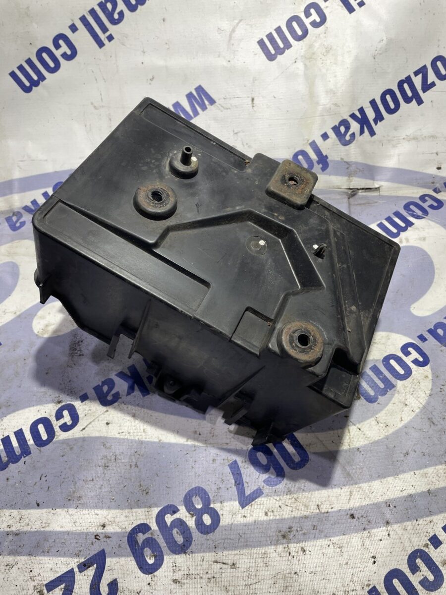 Корпус аккумулятора 1.4D Ford Fiesta MK6 02-08 - Зображення 2