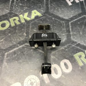 Обмежувач дверей  Land Rover Freelander 2 L359 06-14