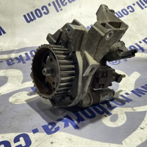 Паливний насос високого тиску ТНВД 1.4D Ford Fiesta MK6 02-08