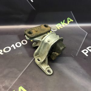 Подушка двигуна ліва honda СR-V 3 (06-12)