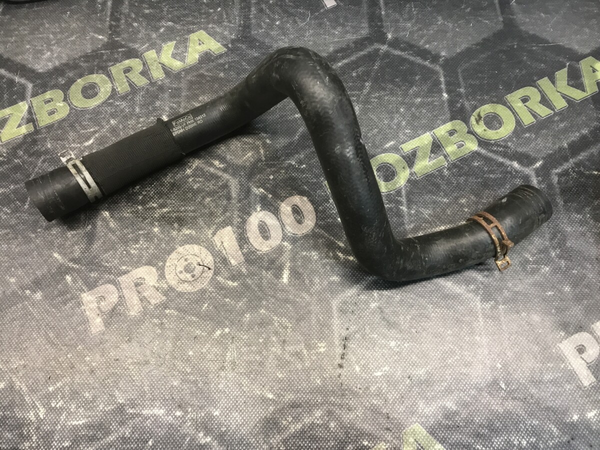 Патрубок системи охолодження 1.0 ECOBOOST FORD Focus MK3 (11-14)