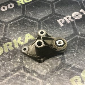 Кронштейн КПП 1.0 FORD Focus MK3 (11-14)