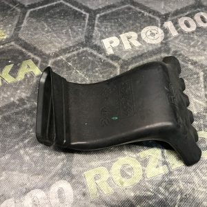 Повітропровід обігріву салону задній правий FORD KUGA C-Max MK1 (07-12)