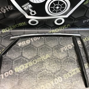 Ущільнювач скла дверей задньої правої хром ліфтбек FORD Mondeo MK4 (BA7) 07-14