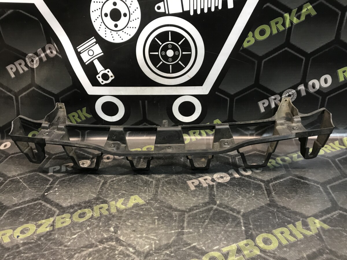 Підсилювач кронштейн заднього бампера універсал FORD Focus MK3 (11-18)