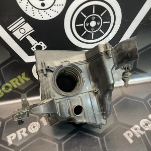 Корпус повітряного фільтра 1.6D під резонатор Ford Focus MK3 (11-14)