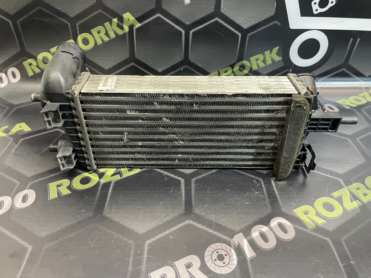 Радіатор інтеркулера 1.0B ECOBOOST FORD Focus MK3 (11-14) - Зображення 2