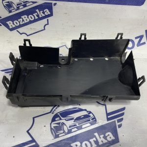Нижня кришка блок запобіжників FORD Focus MK3 (11-14)