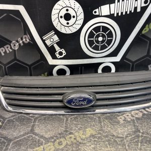 Решітка бампера переднього верхня FORD KUGA MK1 08-12