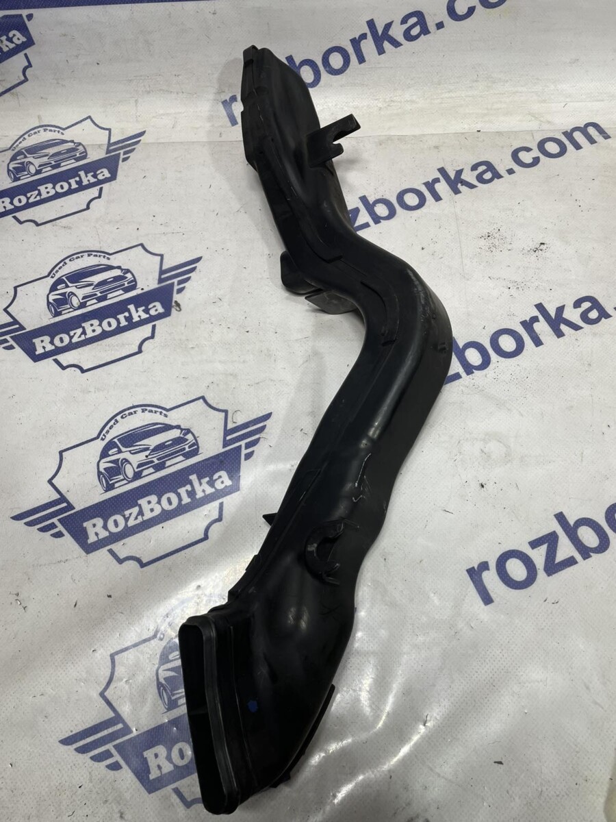 Повітропровід повітряного фільтра FORD Focus MK2 (08-11)
