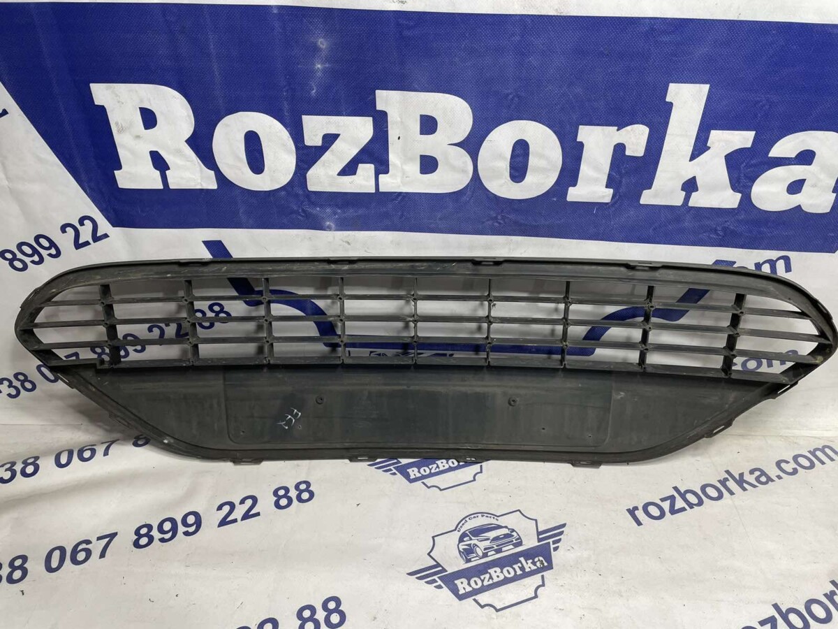 Решітка бампера переднього центральна FORD Focus MK2 08-11 8M5117B968A - Зображення 2