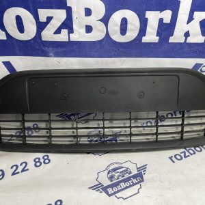 Решітка бампера переднього центральна FORD Focus MK2 08-11 8M5117B968A