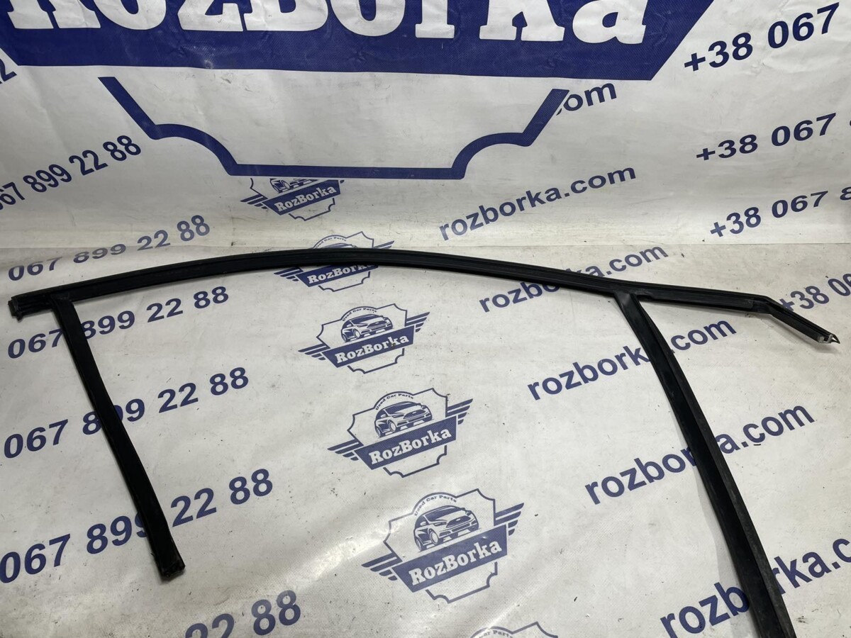 Ущільнювач скла дверей передньої лівої FORD Mondeo MK4 (BA7) 07-14 - Зображення 3