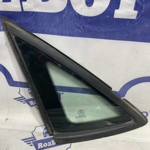 Скло заднє праве кузовне седан Ford Mondeo MK4 (07-14)