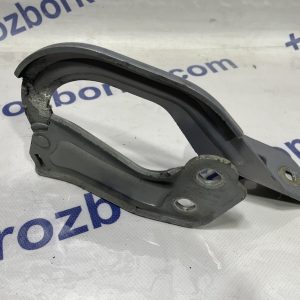 Петля капота ліва Ford Focus MK3 (11-14)
