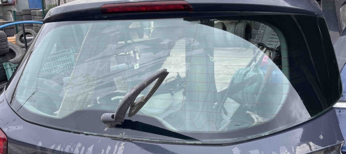 Скло кришки багажника FORD C-Max MK2 (10-15)