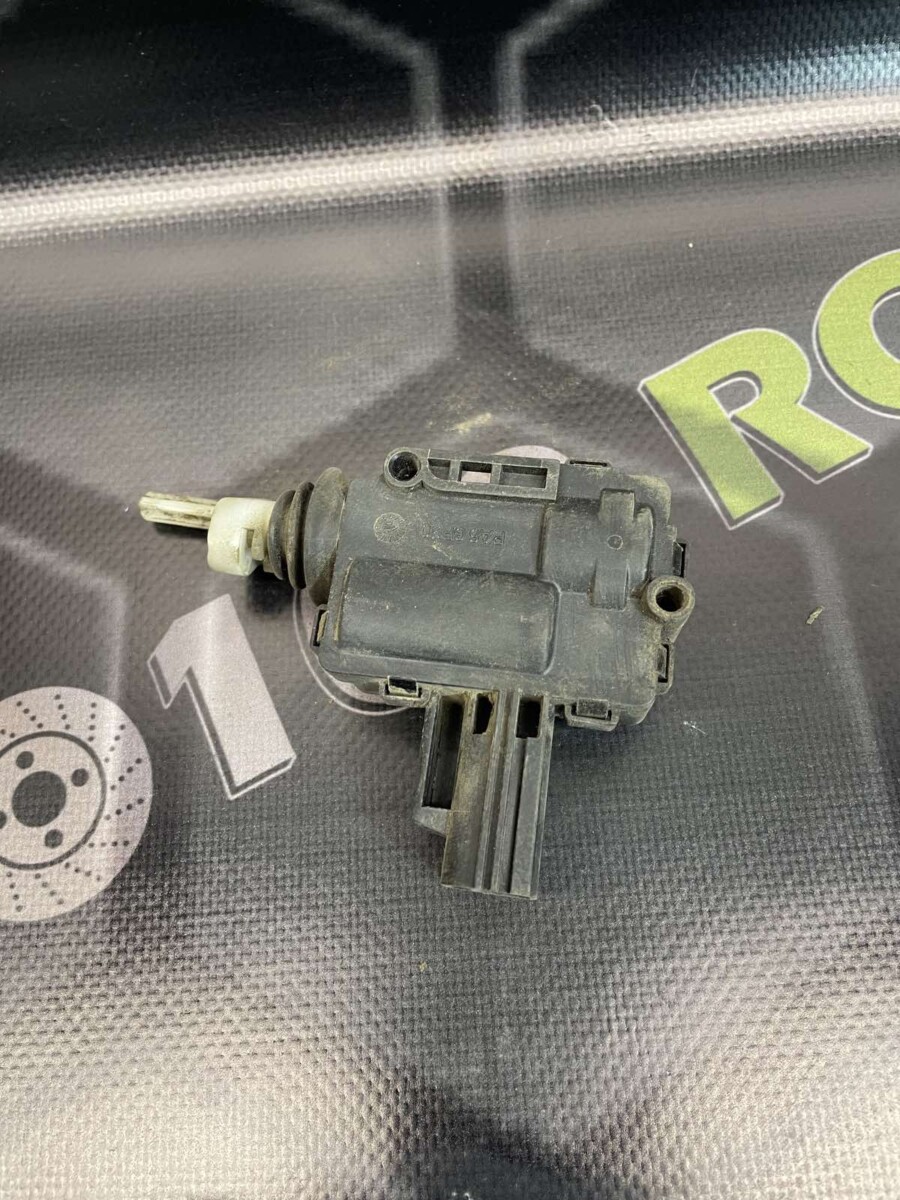 Замок лючка бака Land Rover Freelander 2 L359 06-14 - Зображення 2