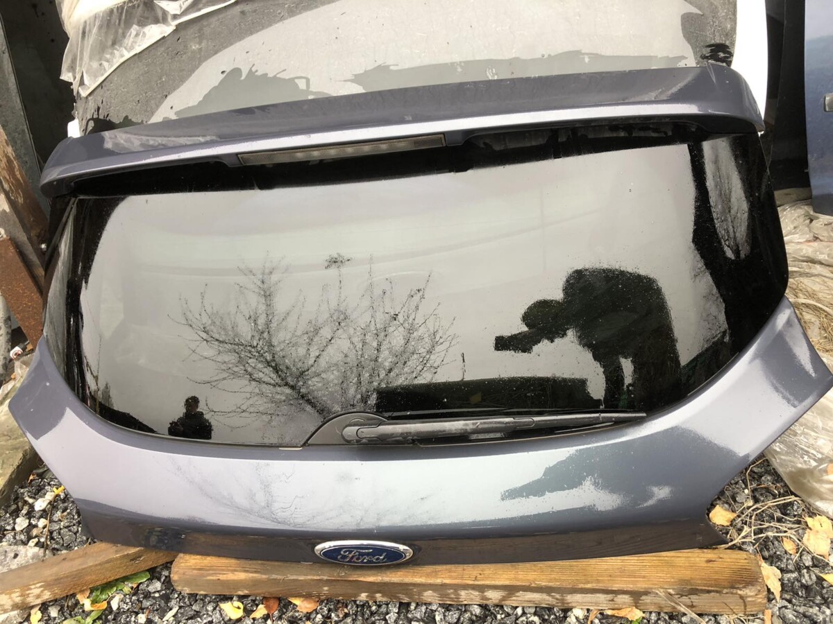 Кришка багажника верх + скло FORD KUGA MK1 08-12