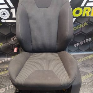 Сидіння переднє ліве Ford Focus MK3 (11-14)